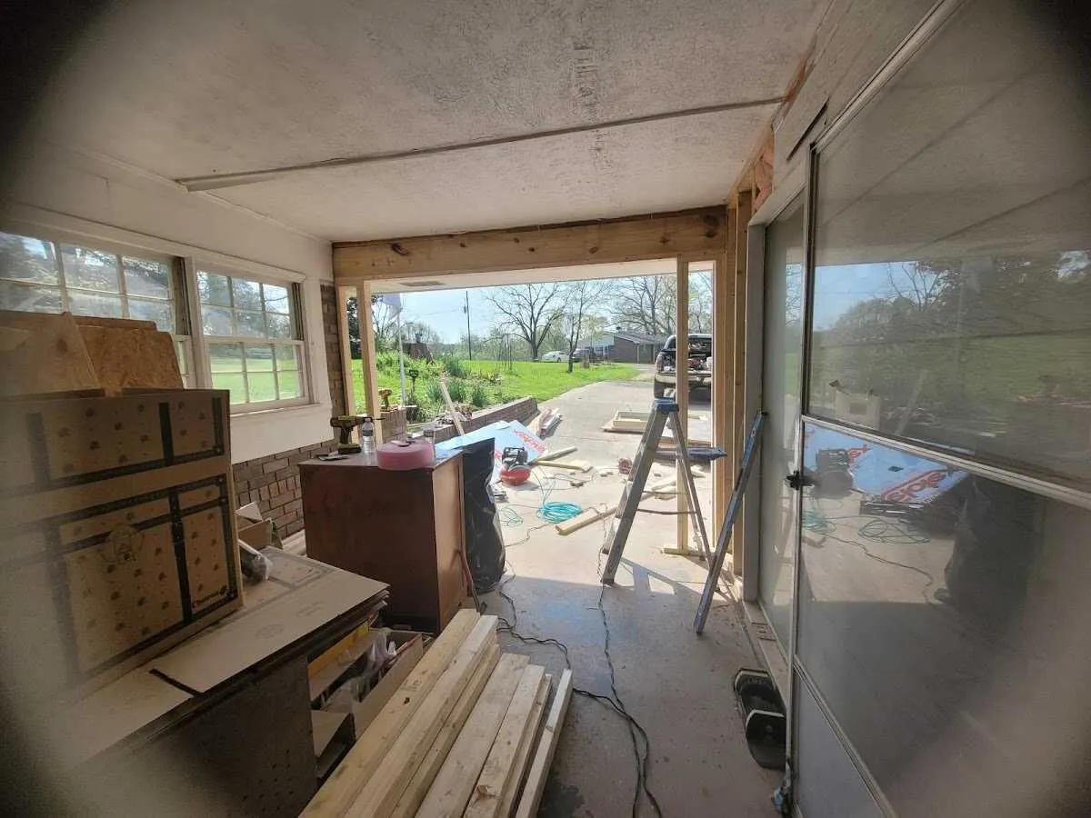 Air movers and dehumidifier for Drying & Dehumidification in Emmaus